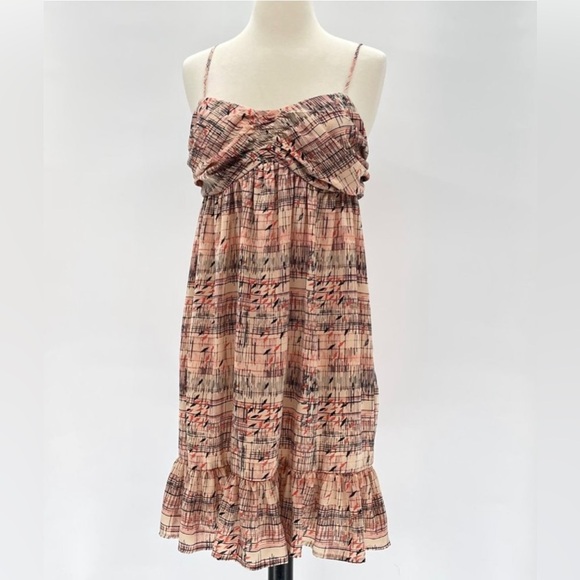 KIMCHI BLUE ~ Fantastic Tan Graphic Print Dress ~ Ruffle Hemline ~ Size Medium - Picture 1 of 4